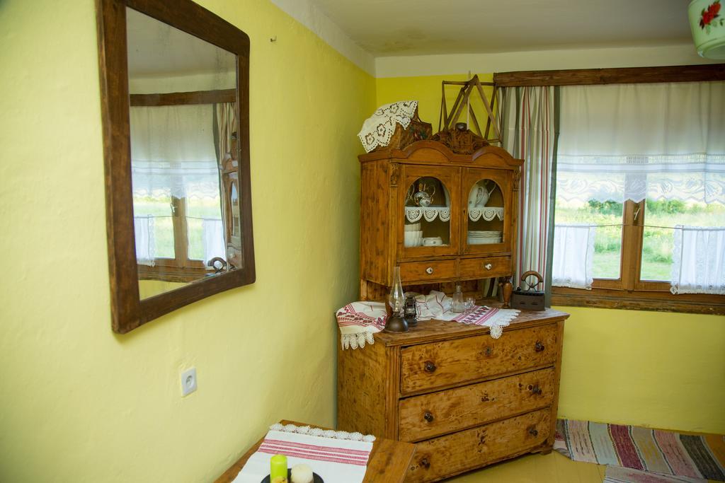 Apartment Eko Etno Selo Stara Kapela, Pavina Kuca Екстериор снимка