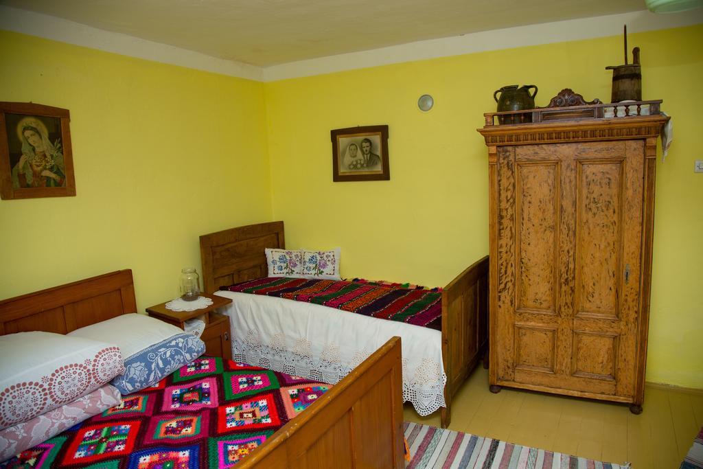 Apartment Eko Etno Selo Stara Kapela, Pavina Kuca Екстериор снимка