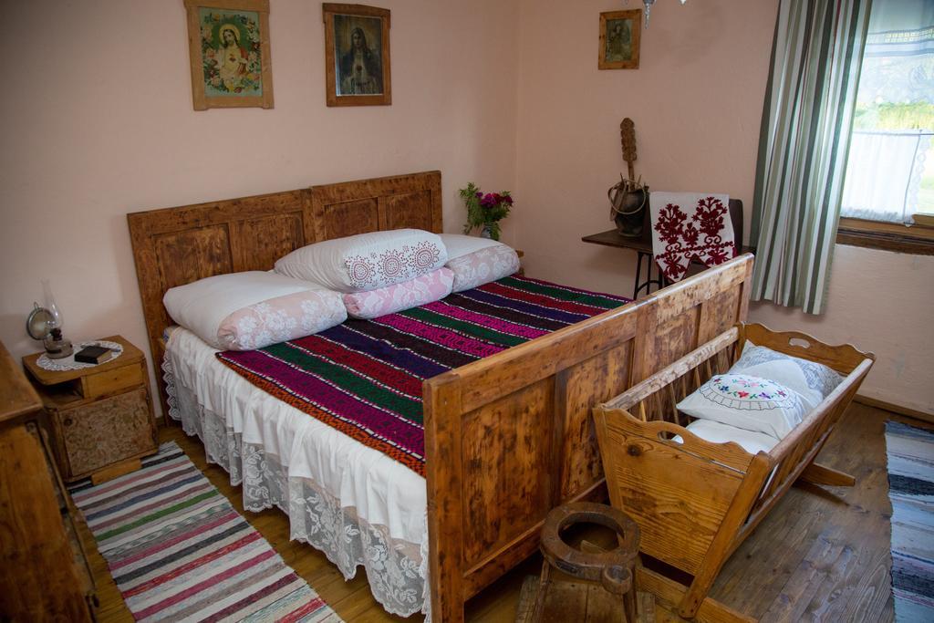 Apartment Eko Etno Selo Stara Kapela, Pavina Kuca Екстериор снимка